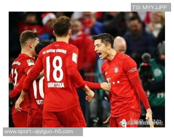 欧足联对拜仁处以罚款并关闭看台因极端球迷燃放烟花事件 欧足联对拜仁处以罚款并关闭看台因极端球迷燃放烟花事件