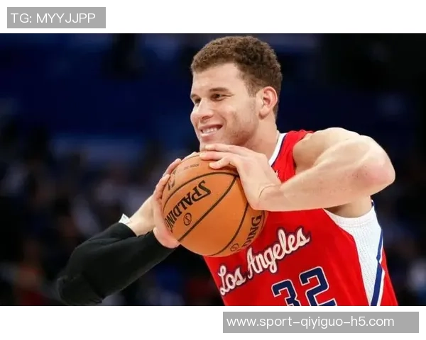 格里芬盛赞保罗在快船队史地位称其为NBA历史前五控卫之一